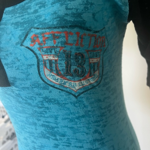 Affliction | Top medium Quarter Sleeve Shirt ... - Picture 2 of 6